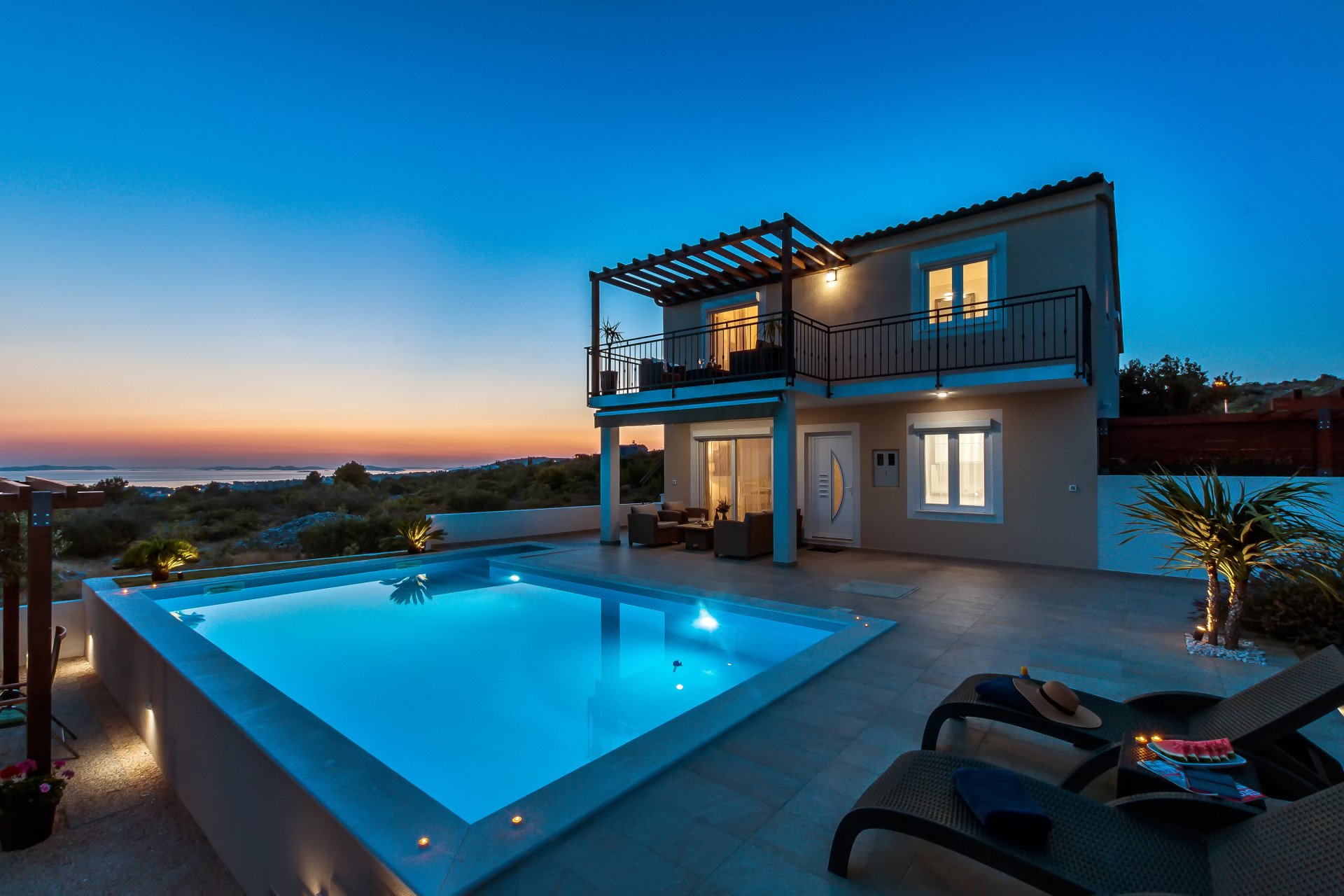 VILLA VUITTON - Luxury Villa experiences in Greece 